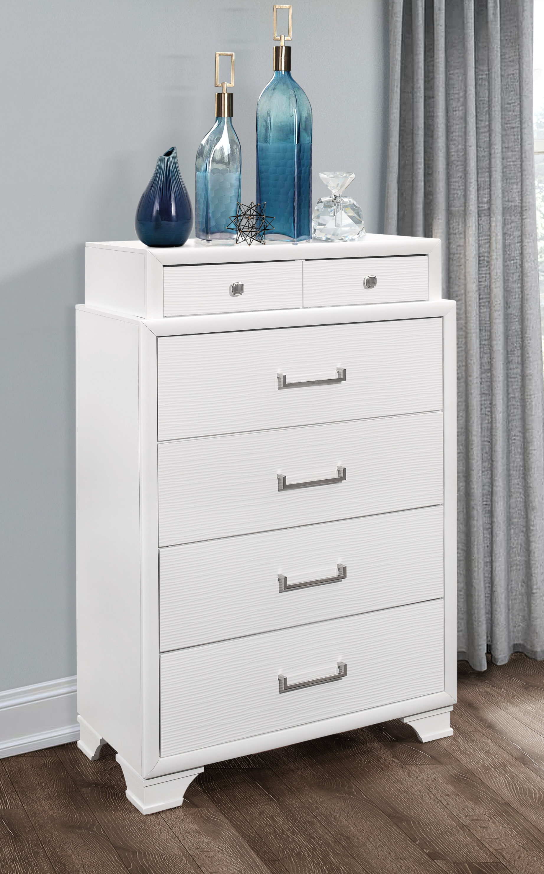 Jordyn (White) Chest