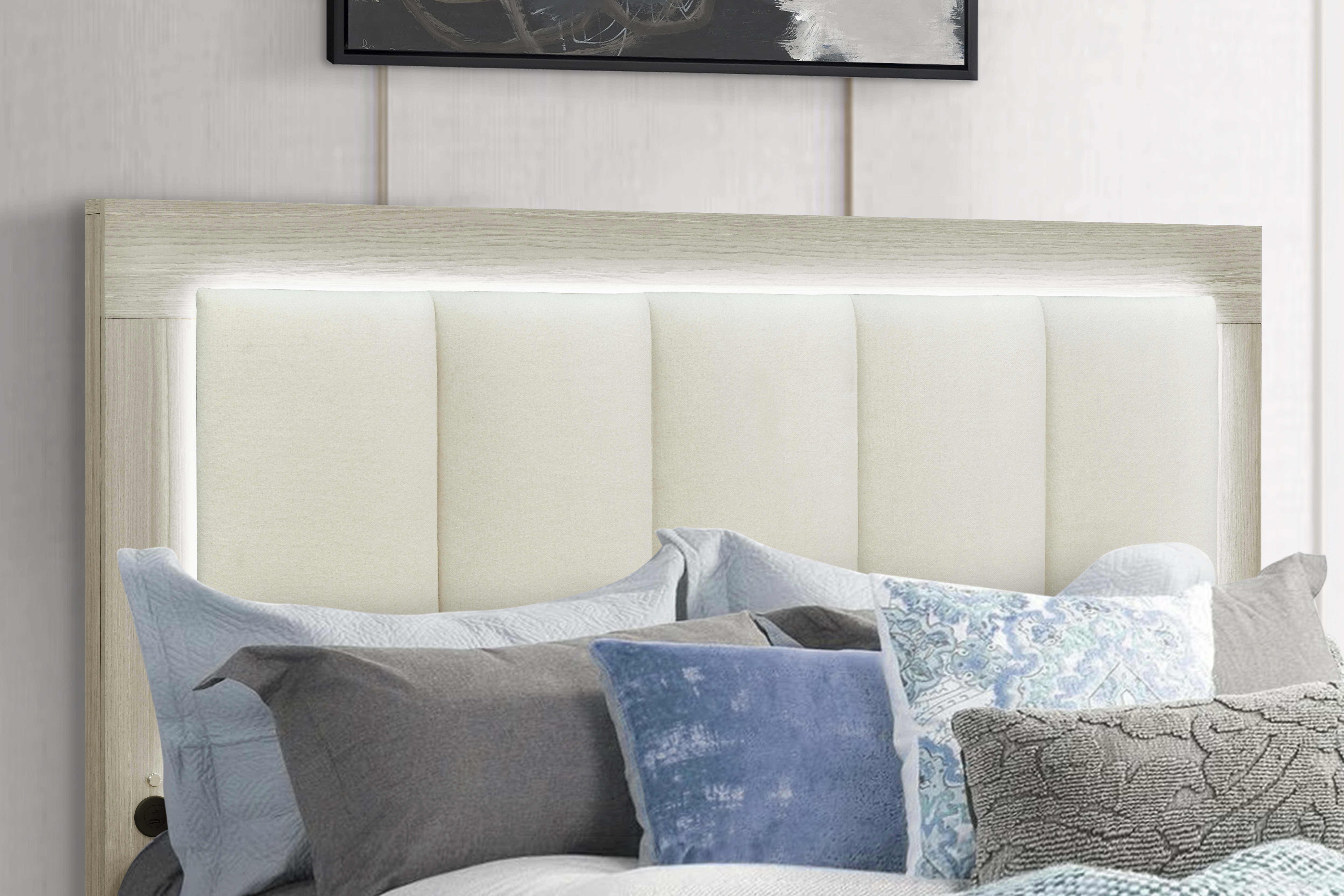 Emma (Natural-White)